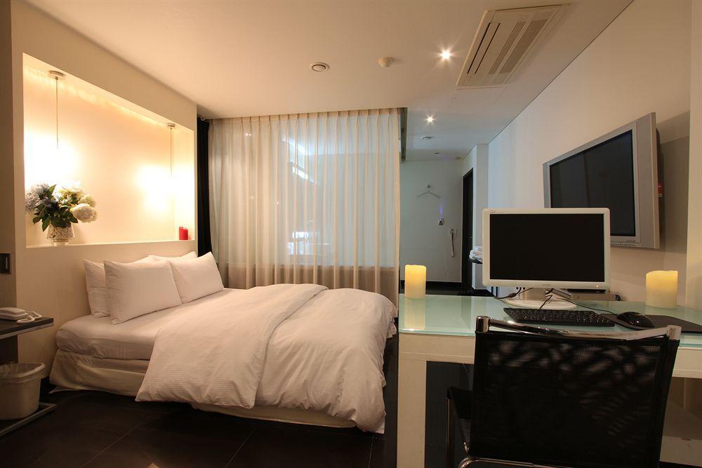 648 Hotel Seoul Ngoại thất bức ảnh